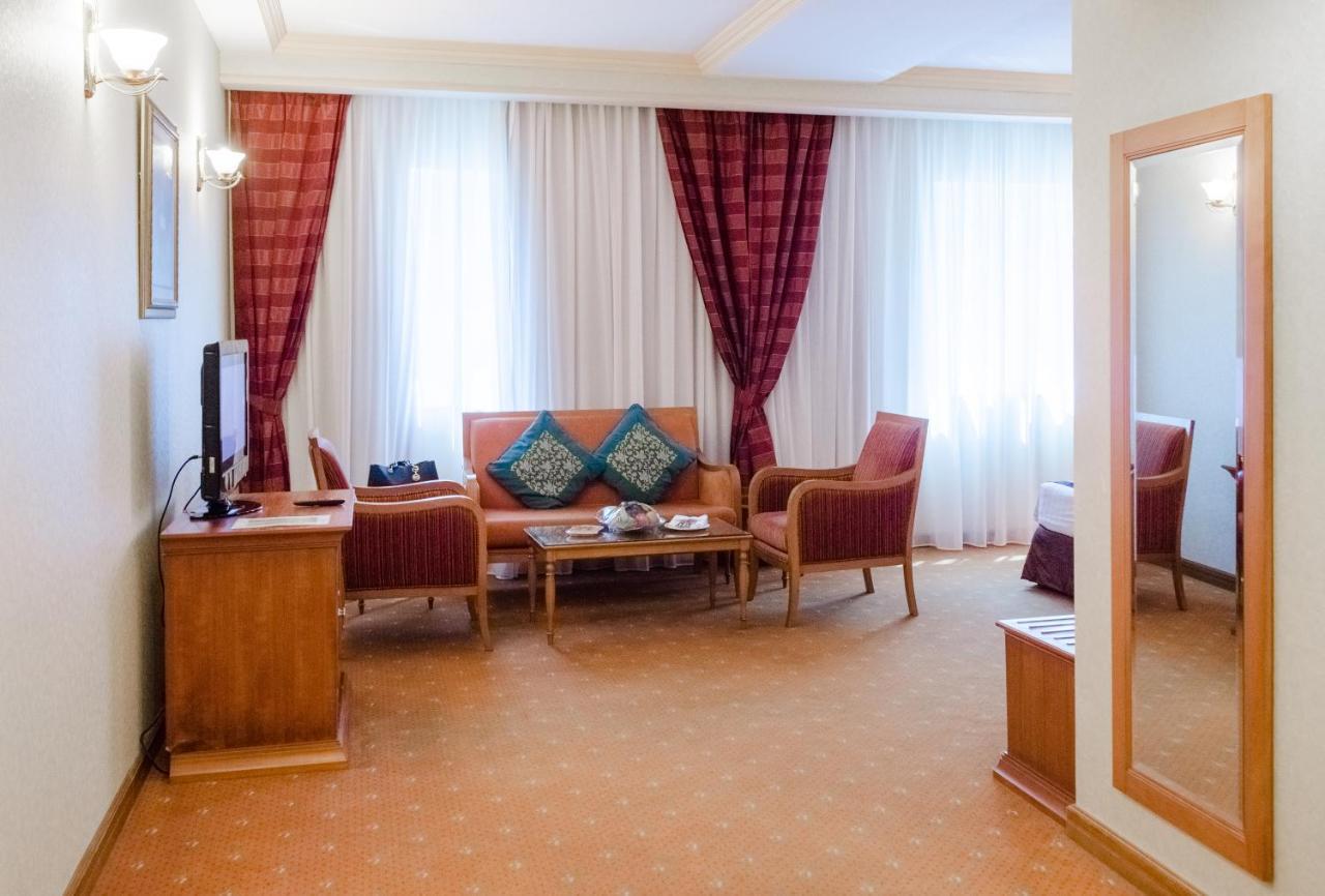 Avenue Hotel Дубай Екстер'єр фото