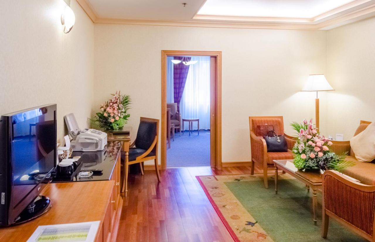 Avenue Hotel Дубай Екстер'єр фото