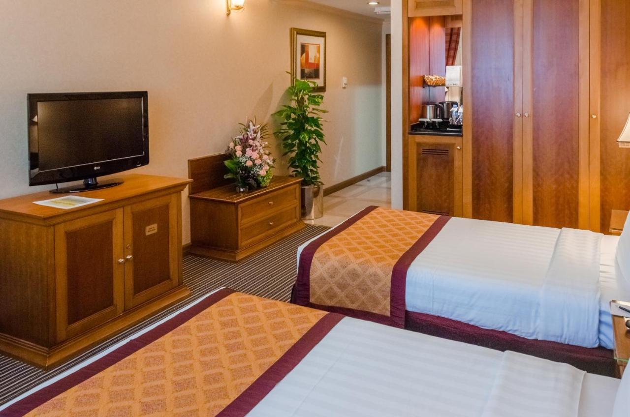 Avenue Hotel Дубай Екстер'єр фото